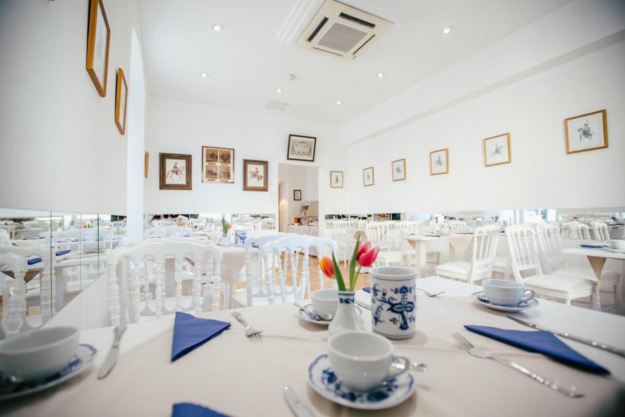 Boutique Hotel Goldenes Lamm Villach Ngoại thất bức ảnh