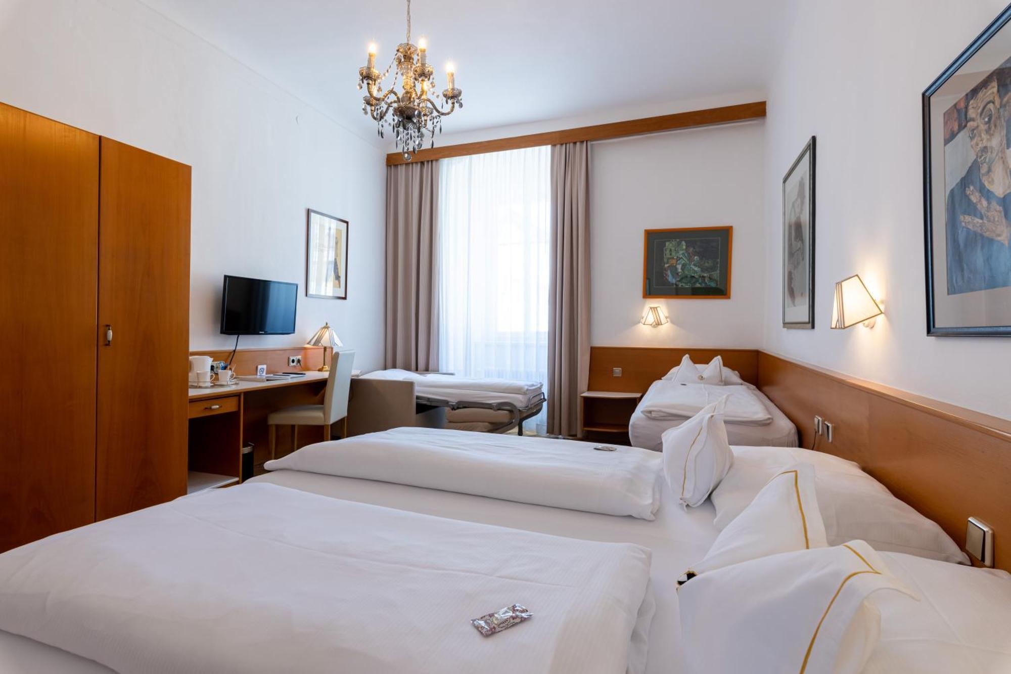 Boutique Hotel Goldenes Lamm Villach Ngoại thất bức ảnh