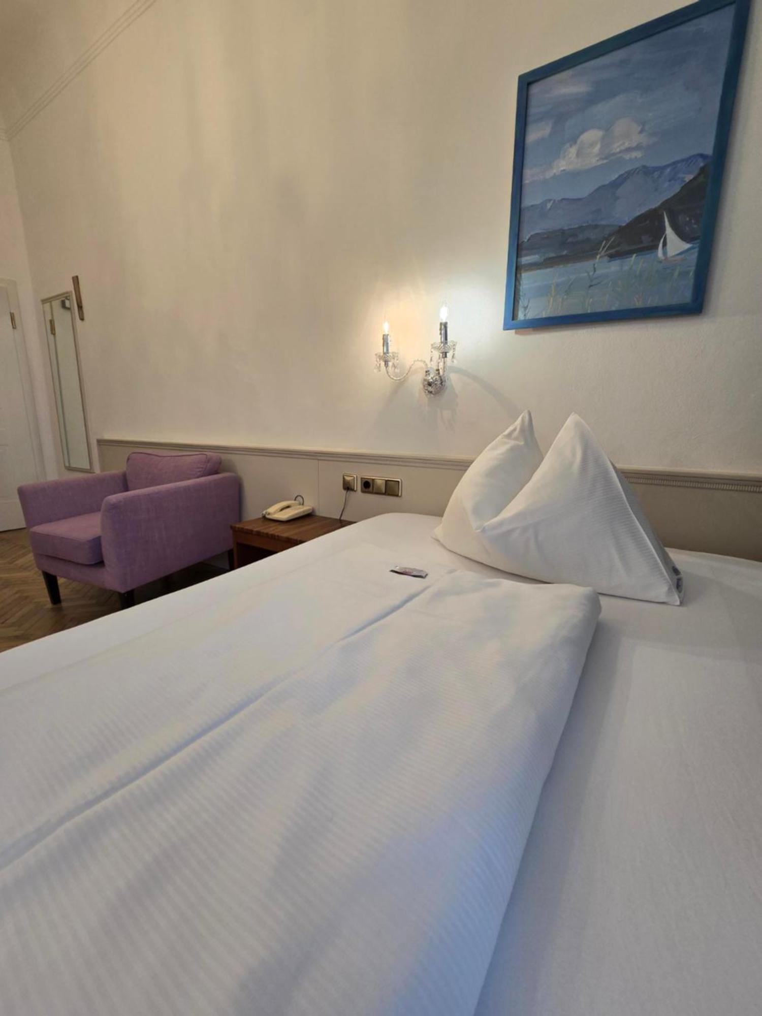 Boutique Hotel Goldenes Lamm Villach Ngoại thất bức ảnh