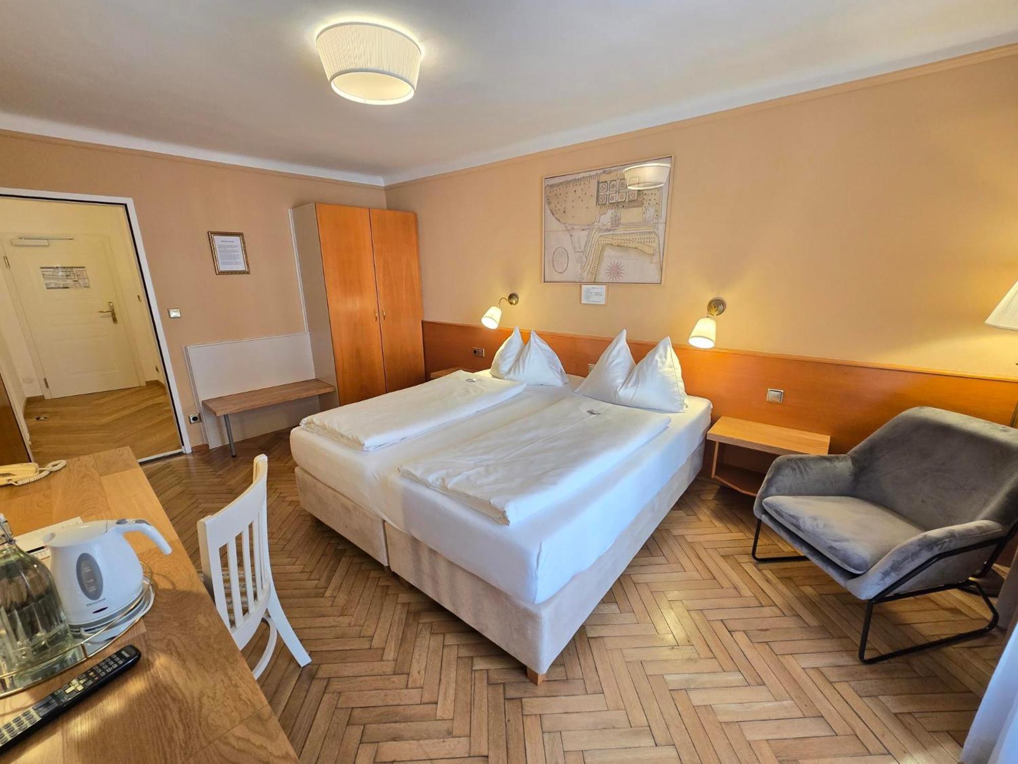 Boutique Hotel Goldenes Lamm Villach Ngoại thất bức ảnh