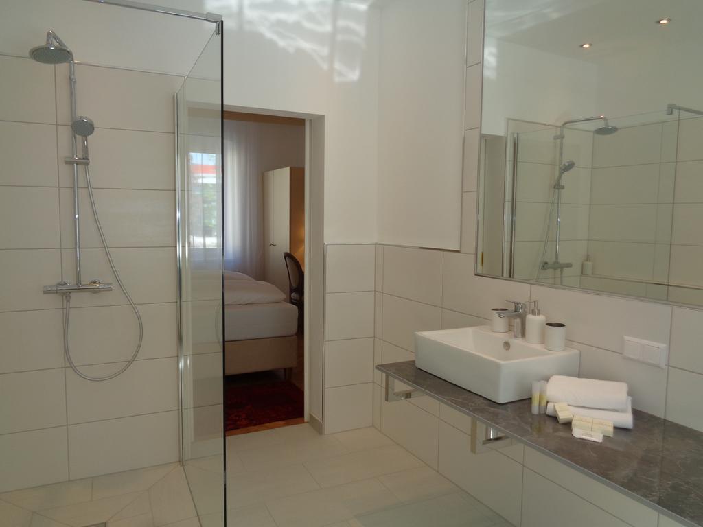 Boutique Hotel Goldenes Lamm Villach Ngoại thất bức ảnh