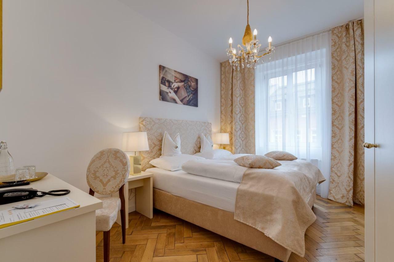 Boutique Hotel Goldenes Lamm Villach Ngoại thất bức ảnh