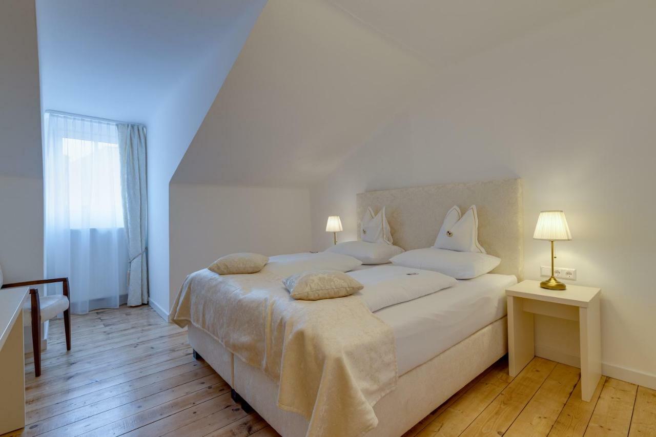 Boutique Hotel Goldenes Lamm Villach Ngoại thất bức ảnh